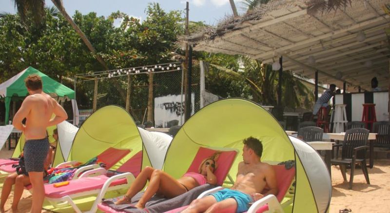 W&D Beach Hotel & Restaurant