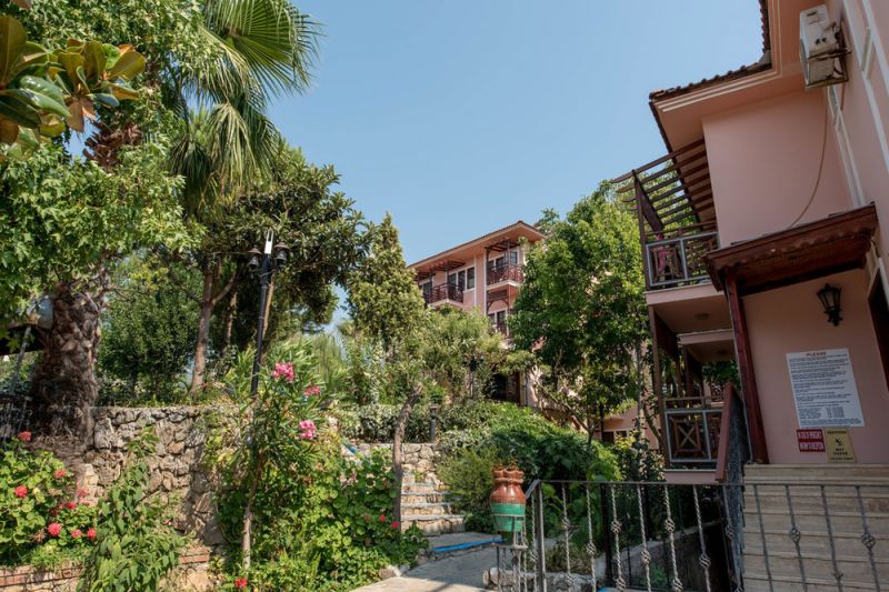 PINK PALACE