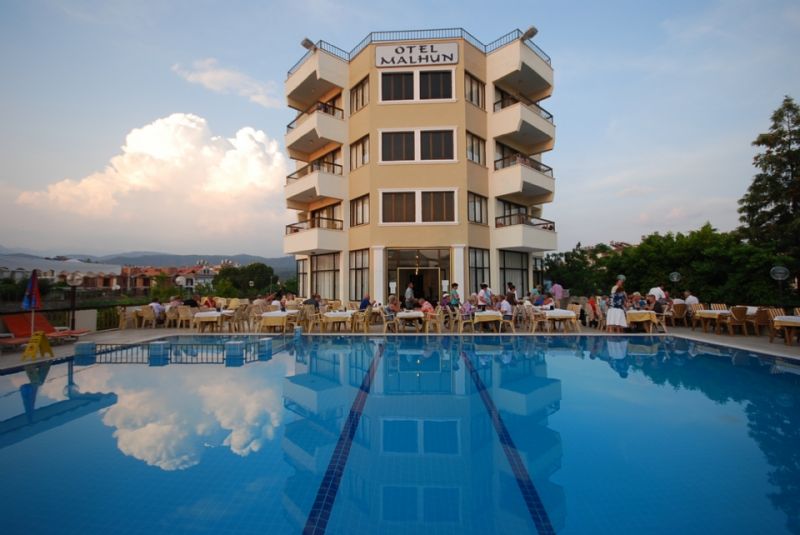 MALHUN HOTEL