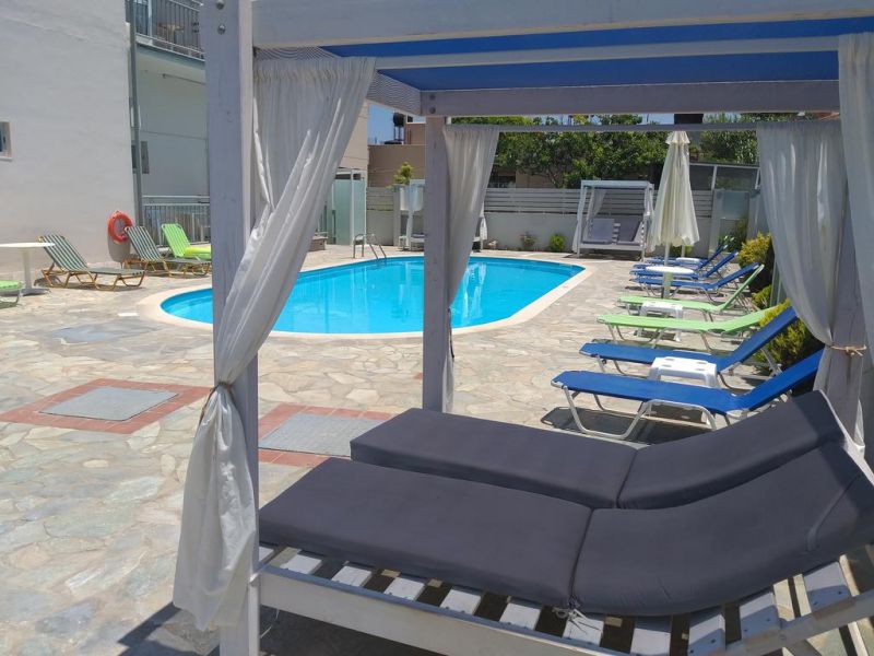 SUN BOUTIQUE AMMOUDARA