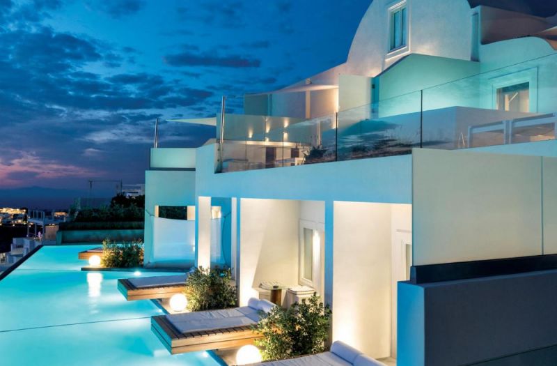 WEST EAST SUITES