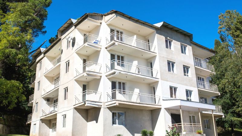 ЗОЛОТОЙ БЕРЕГ ГУДАУТА