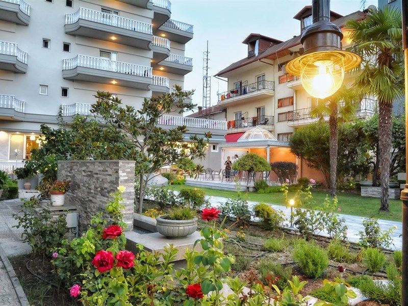 IONI HOTEL