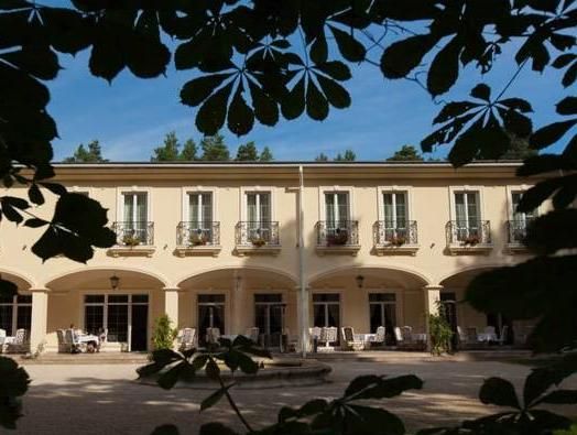 КРОНОН ПАРК ОТЕЛЬ