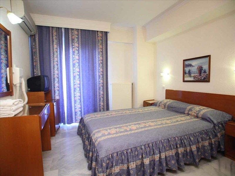 MALLAS HOTEL