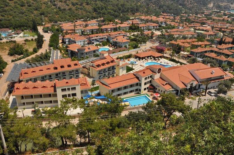 MONTEBELLO RESORT