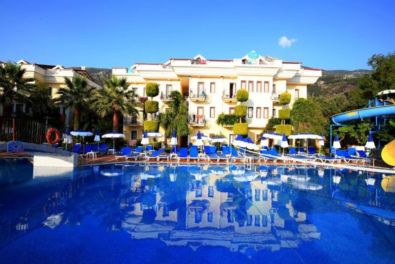 YEL HOLIDAY RESORT