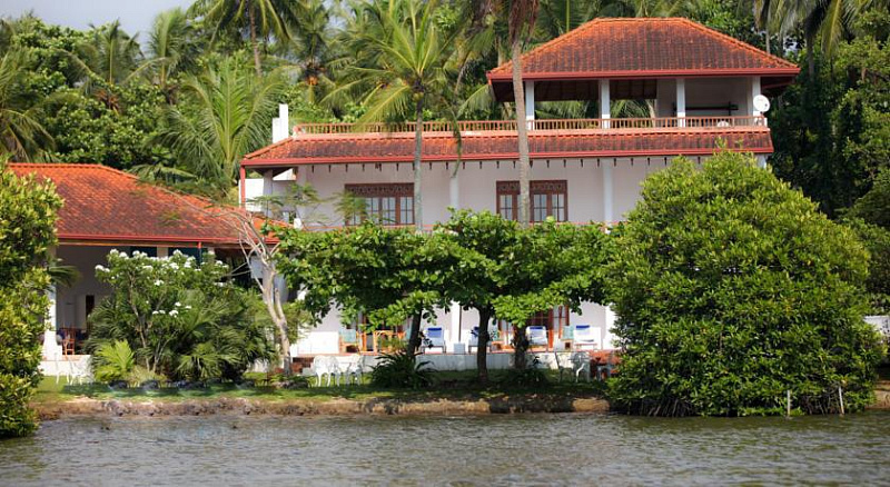 Waterside Bentota
