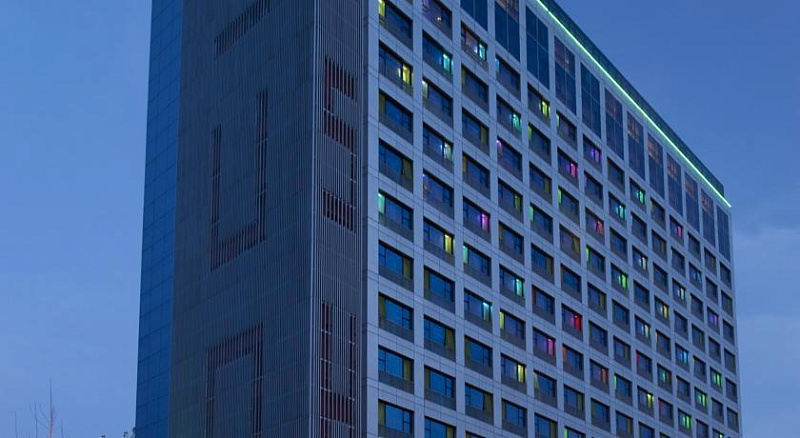 HOLIDAY INN PUDONG NANPU