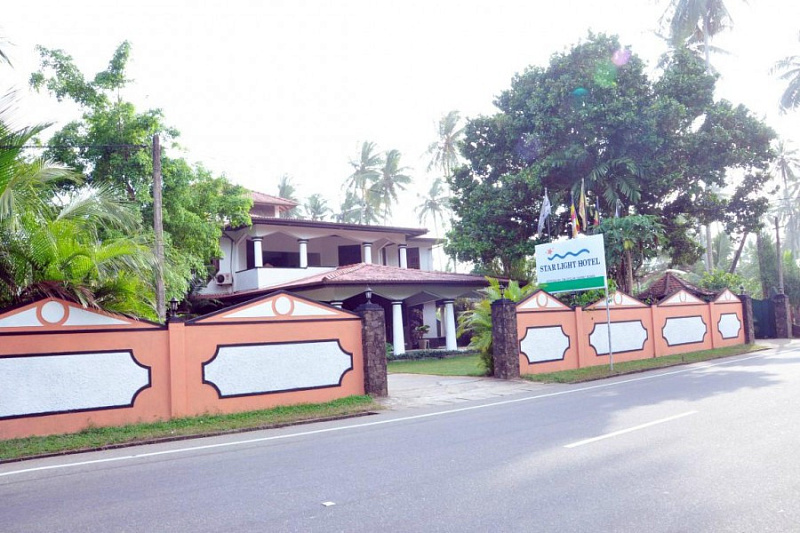 Star Light Hotel Unawatun