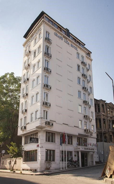 GRAND LIZA HOTEL