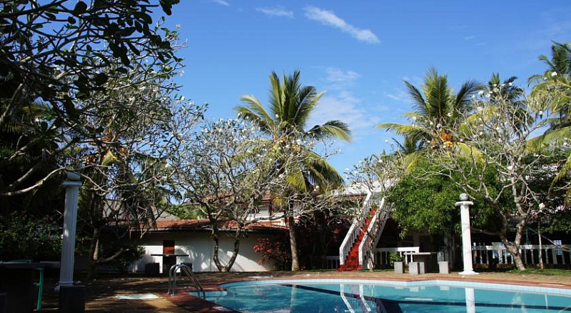 Ypsylon Resort